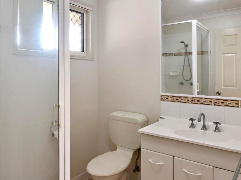 1 Turner Court, Parkhurst QLD 4702